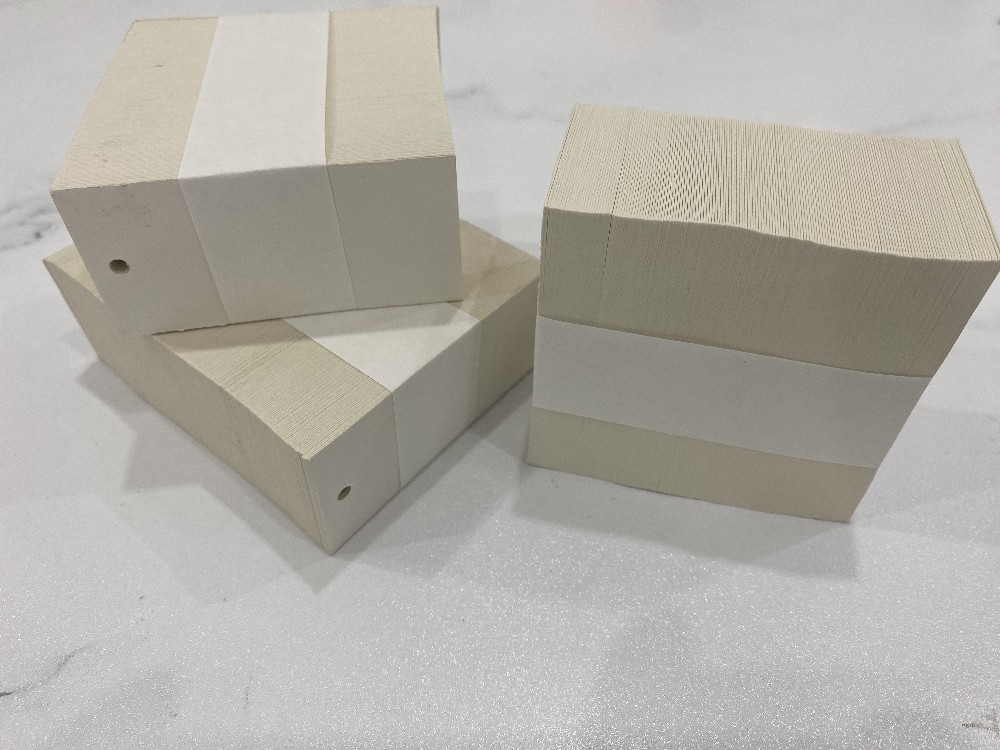 束帶機(jī)捆扎服飾吊牌卡牌