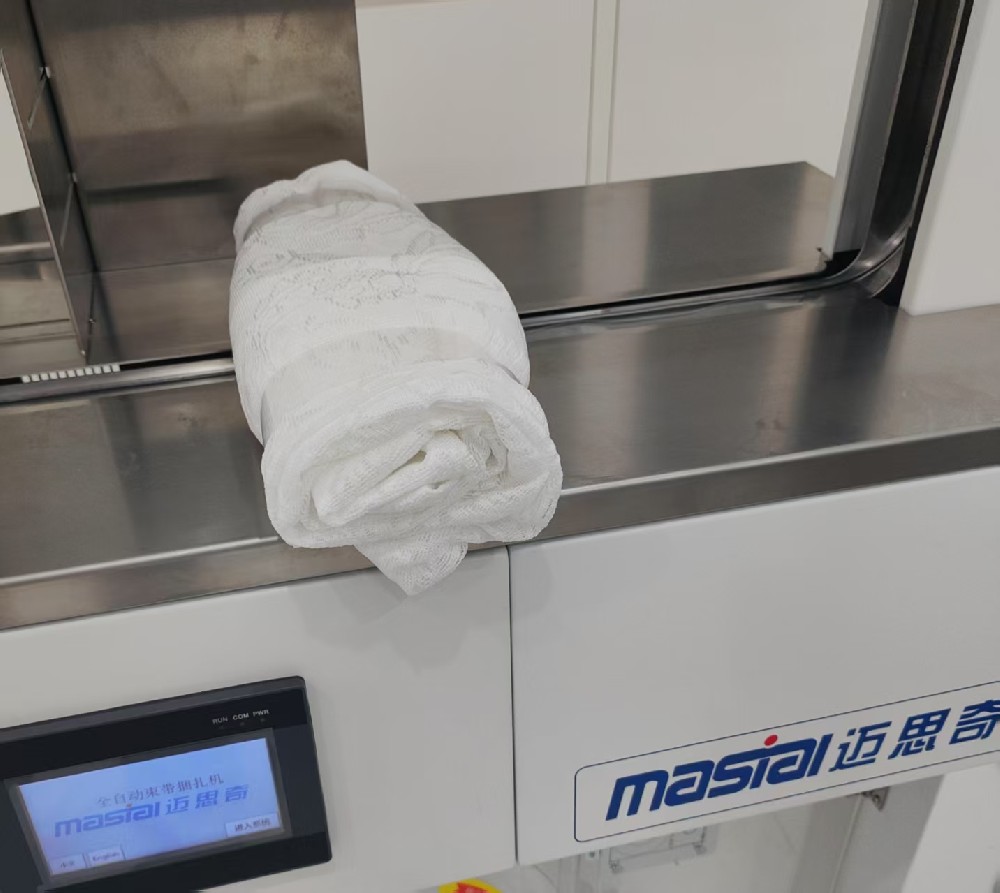 束帶機(jī)捆扎打包：窗簾